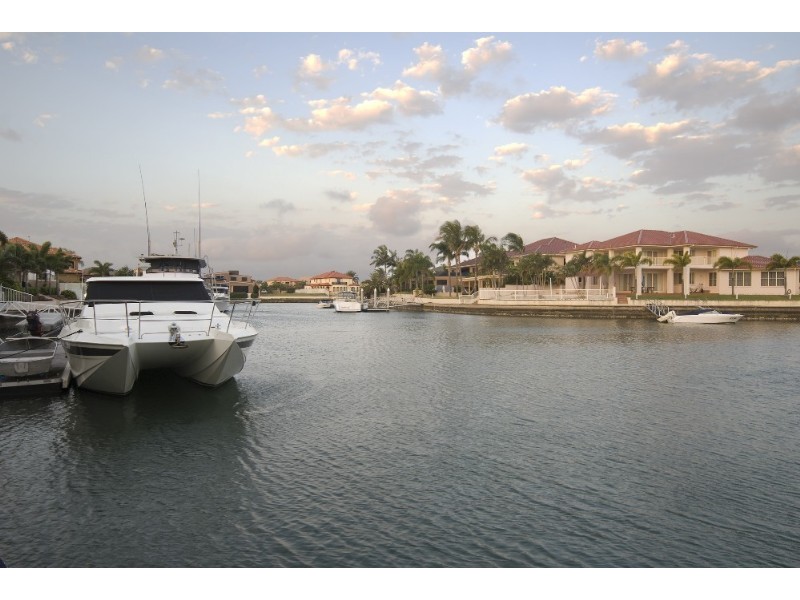 9 Excalibur Court, Paradise Point QLD 4216