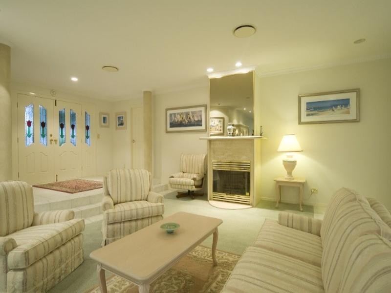 51 Nirvana Court, Runaway Bay QLD 4216