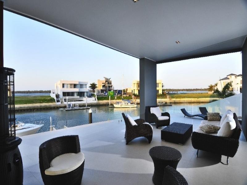 Paradise Point QLD 4216