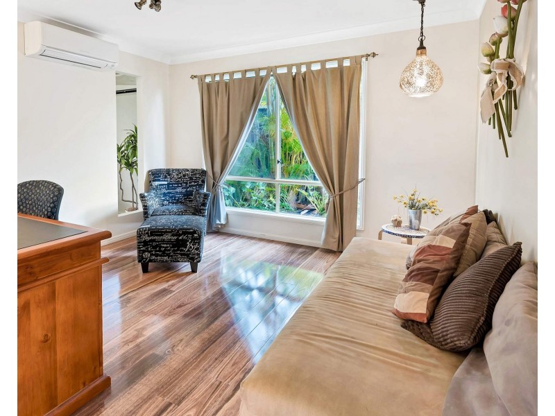 34 Brittany Drive, Oxenford QLD 4210