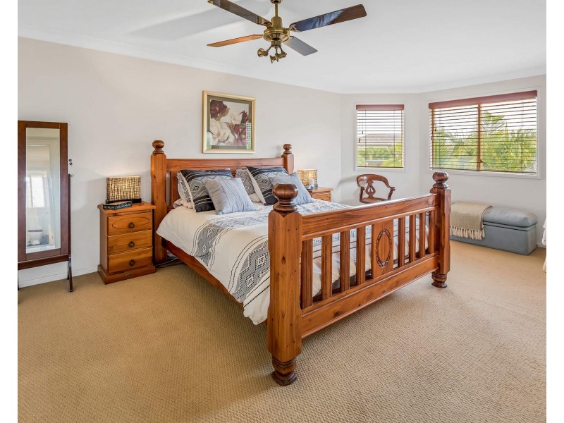 34 Brittany Drive, Oxenford QLD 4210