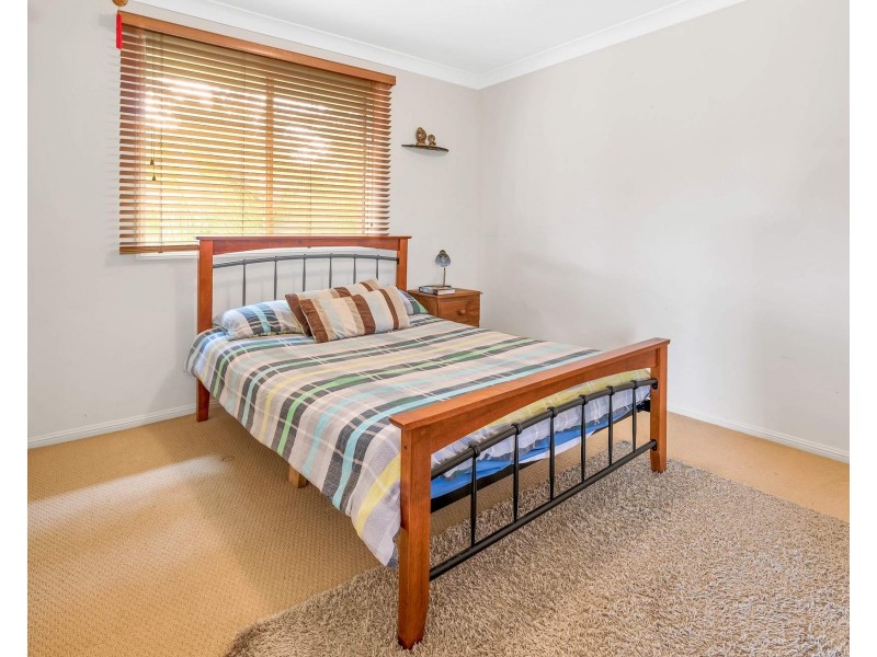 34 Brittany Drive, Oxenford QLD 4210