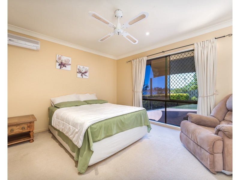 12 Hatutu Street, Pacific Pines QLD 4211
