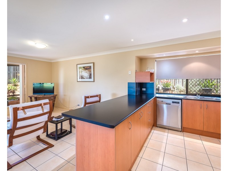 12 Hatutu Street, Pacific Pines QLD 4211