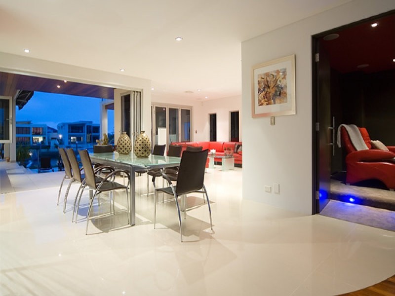 Paradise Point QLD 4216