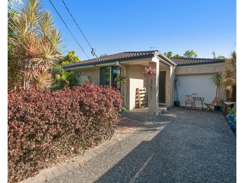 1/24 Terrigal Crescent, Southport QLD 4215