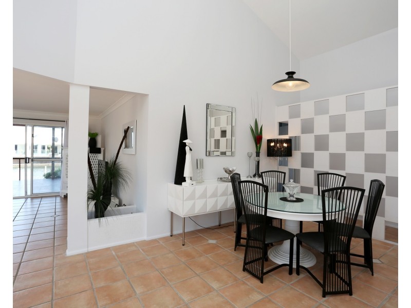 60 Pebble Beach Drive, Runaway Bay QLD 4216