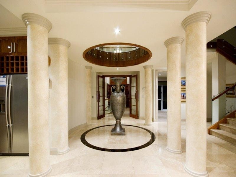 Sovereign Islands QLD 4216