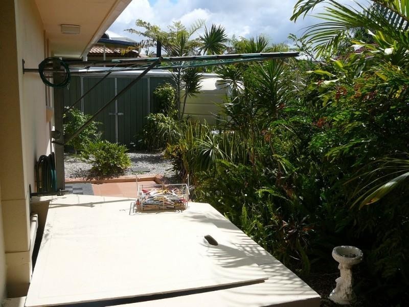 Hollywell QLD 4216