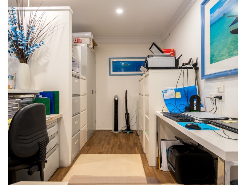 143 Bayview Street, Runaway Bay QLD 4216