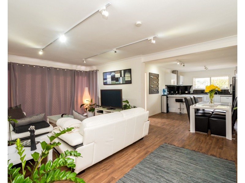 143 Bayview Street, Runaway Bay QLD 4216