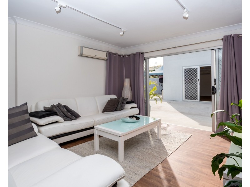 143 Bayview Street, Runaway Bay QLD 4216