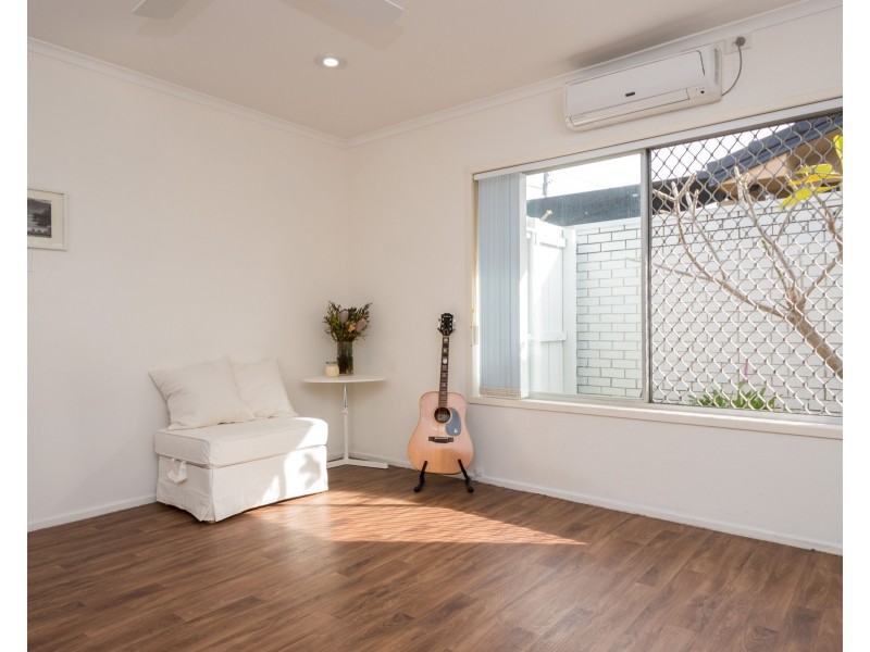 143 Bayview Street, Runaway Bay QLD 4216