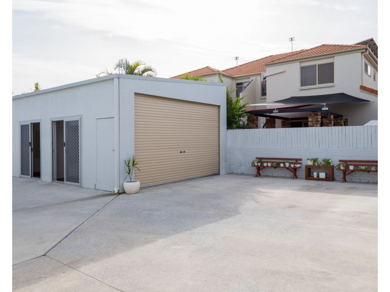 143 Bayview Street, Runaway Bay QLD 4216