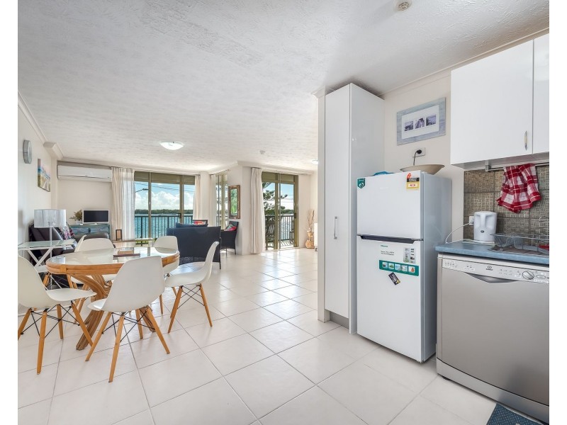 11/418 Marine Parade, Biggera Waters QLD 4216