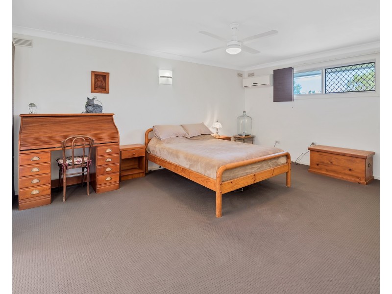 15 Abalone Avenue, Paradise Point QLD 4216