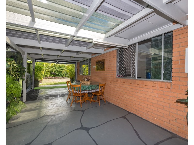 18 Goorawin Street, Runaway Bay QLD 4216