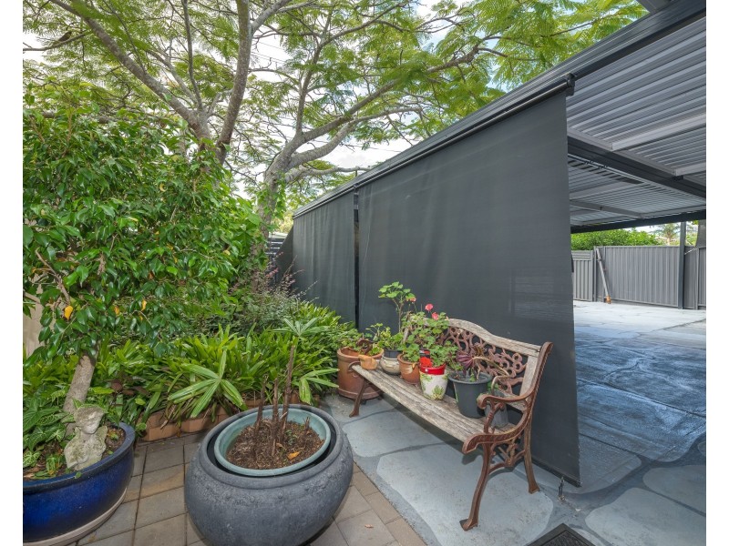 18 Goorawin Street, Runaway Bay QLD 4216