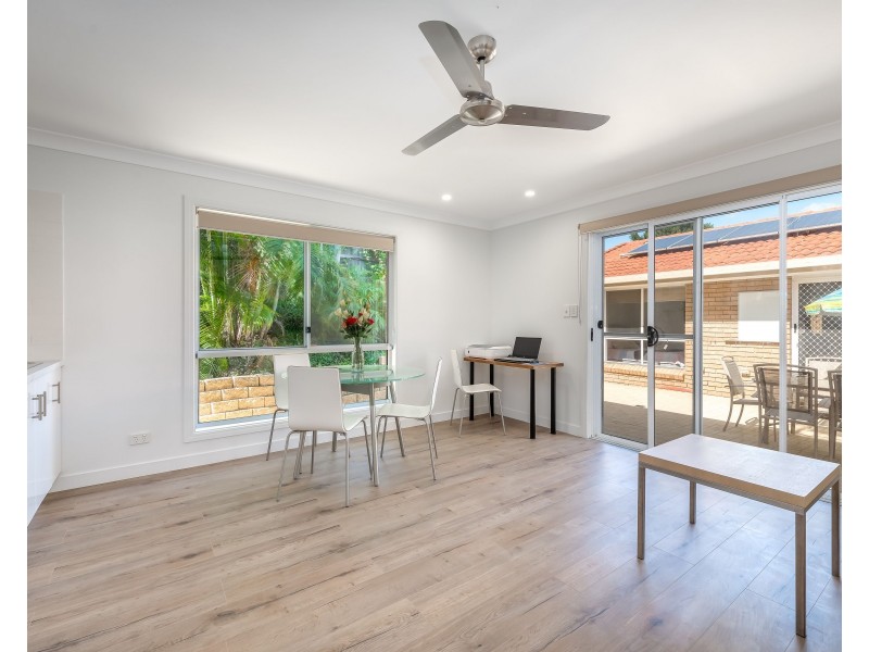 24 Pinevale Drive, Oxenford QLD 4210