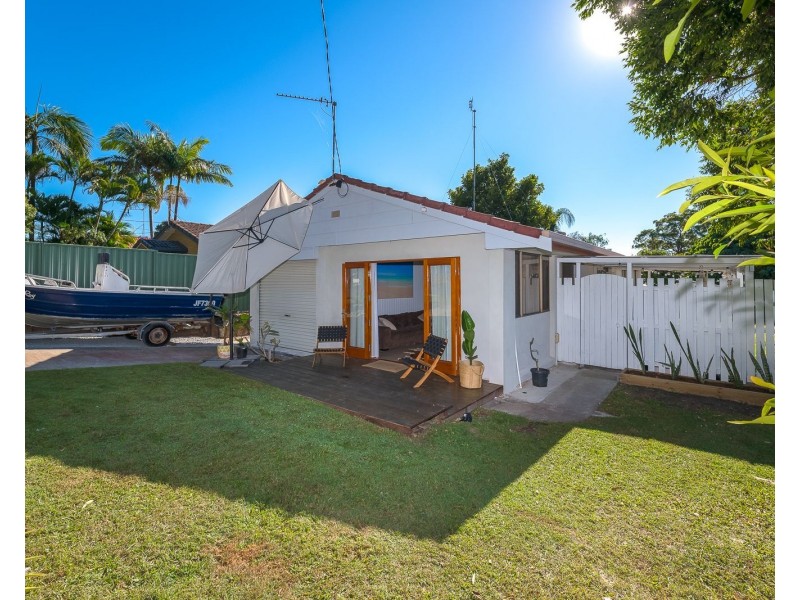 43 Baratta Street, Southport QLD 4215