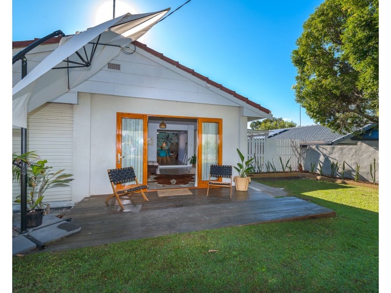 43 Baratta Street, Southport QLD 4215