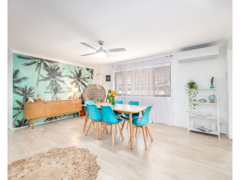 43 Baratta Street, Southport QLD 4215