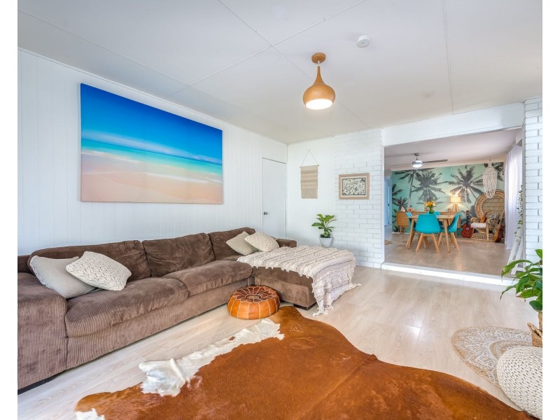 43 Baratta Street, Southport QLD 4215