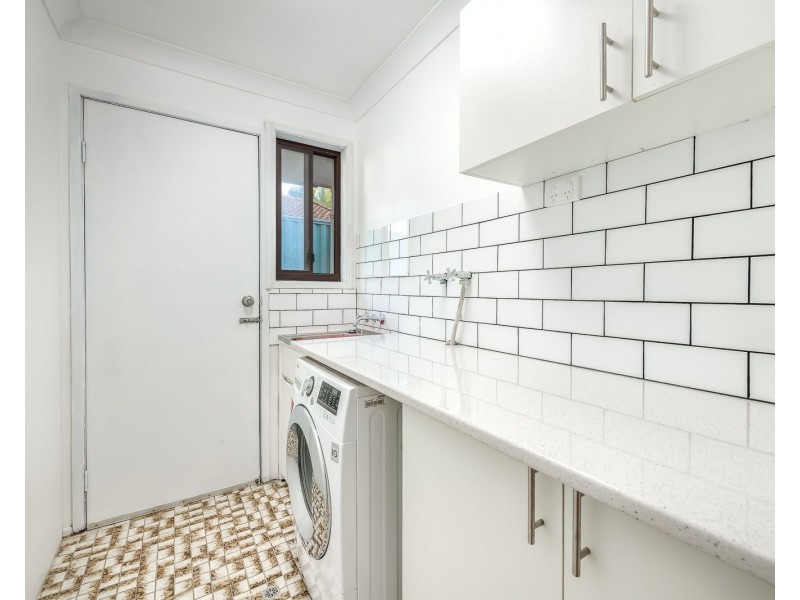 43 Baratta Street, Southport QLD 4215