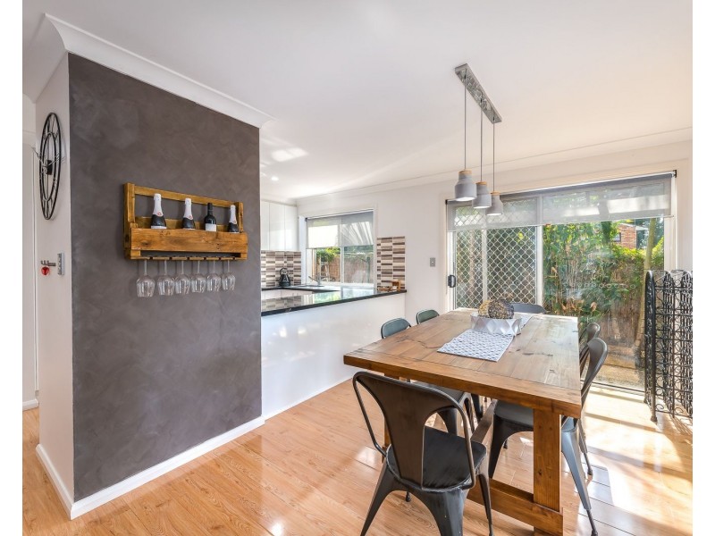 1/475 Pine Ridge Road, Runaway Bay QLD 4216