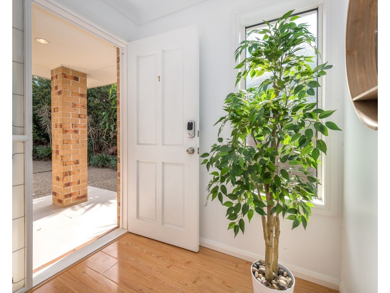 1/475 Pine Ridge Road, Runaway Bay QLD 4216