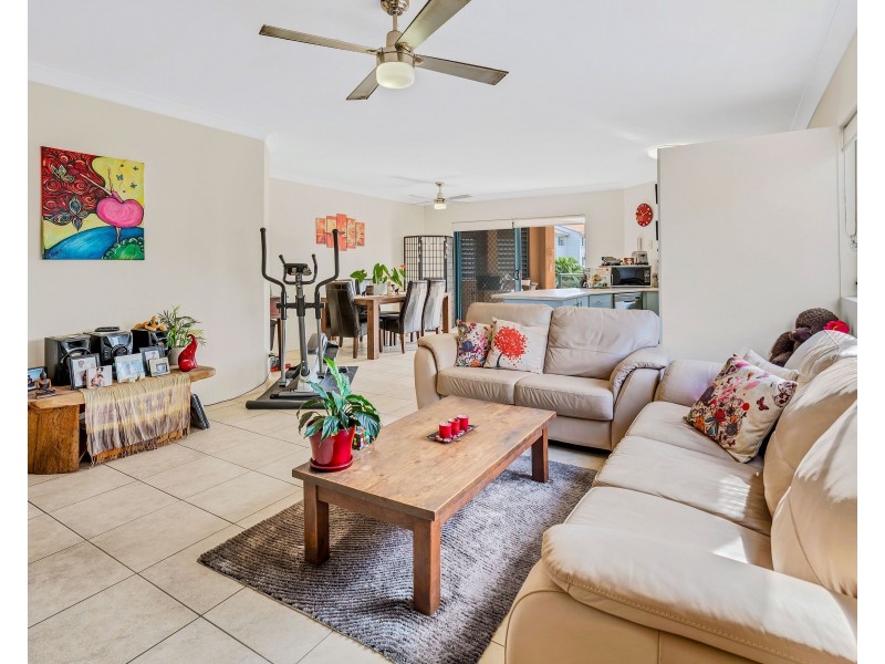 8/83 Brighton Street, Biggera Waters QLD 4216