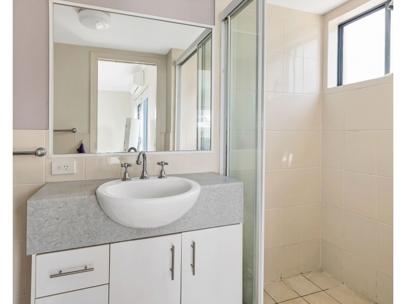 8/83 Brighton Street, Biggera Waters QLD 4216