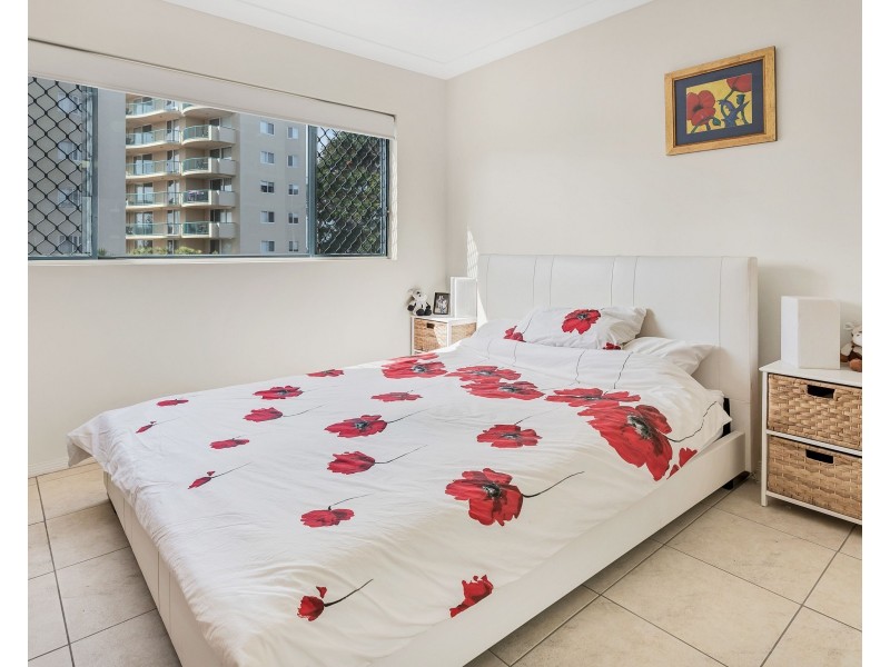 8/83 Brighton Street, Biggera Waters QLD 4216