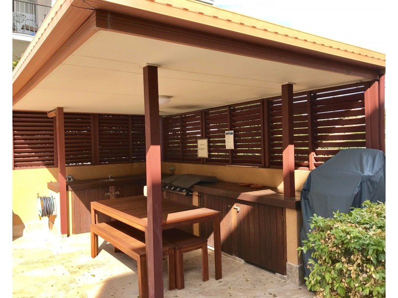 8/83 Brighton Street, Biggera Waters QLD 4216