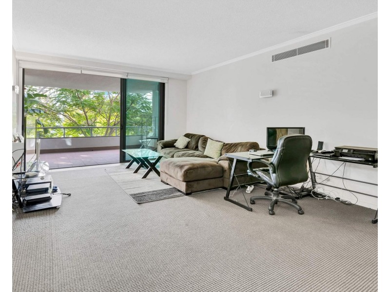74/20-28 Bayview Street, Runaway Bay QLD 4216