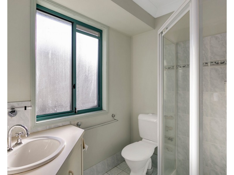 5 Clark Gable Close, Parkwood QLD 4214