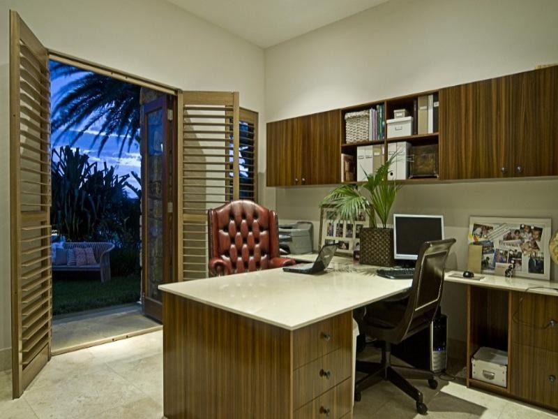 52 Royal Albert Crescent, Paradise Point QLD 4216