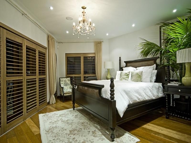 52 Royal Albert Crescent, Paradise Point QLD 4216