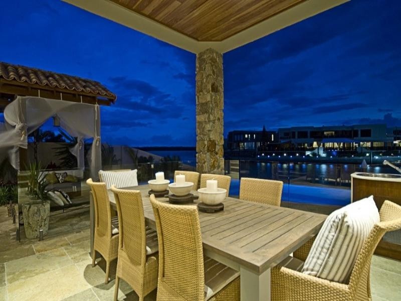 52 Royal Albert Crescent, Paradise Point QLD 4216