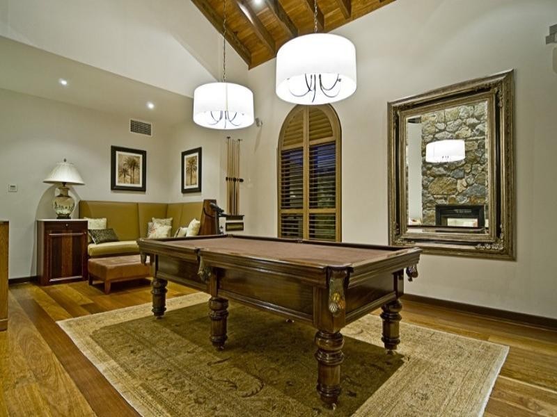 52 Royal Albert Crescent, Paradise Point QLD 4216