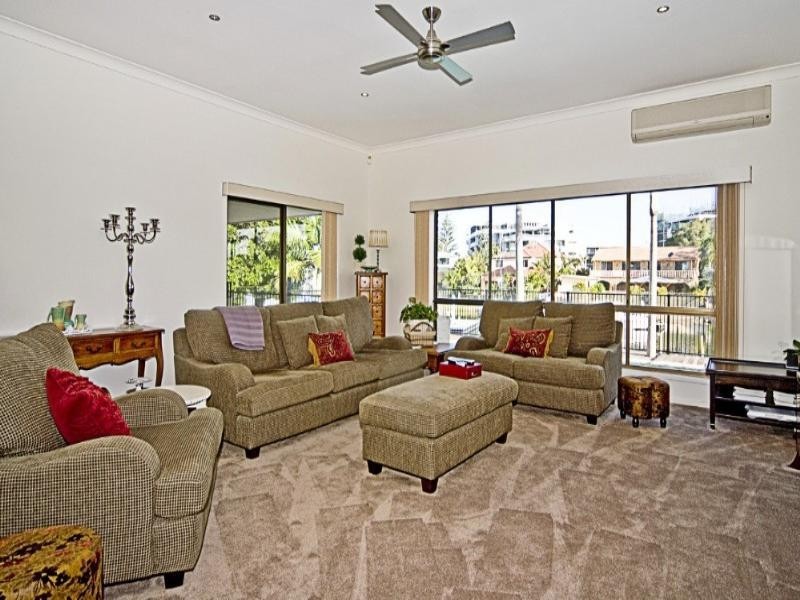 6 Dirk Hartog Place, Hollywell QLD 4216