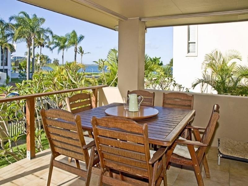 6 Dirk Hartog Place, Hollywell QLD 4216