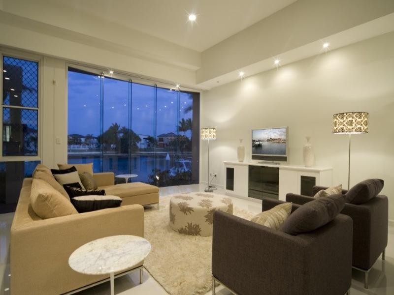 9 Excalibur Court, Paradise Point QLD 4216