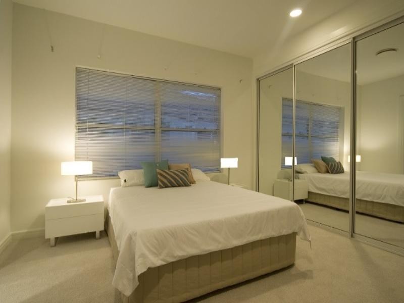 9 Excalibur Court, Paradise Point QLD 4216