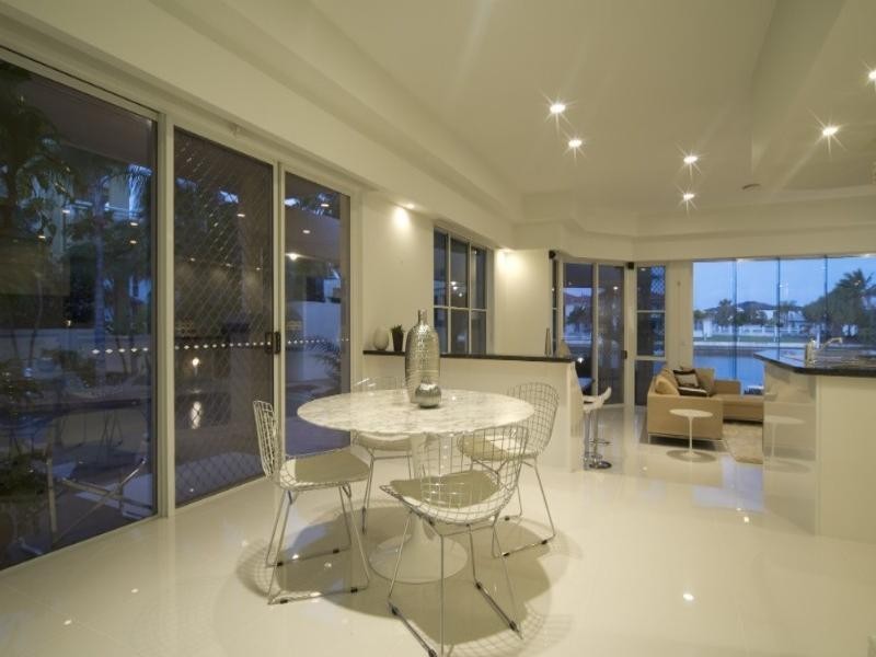 9 Excalibur Court, Paradise Point QLD 4216