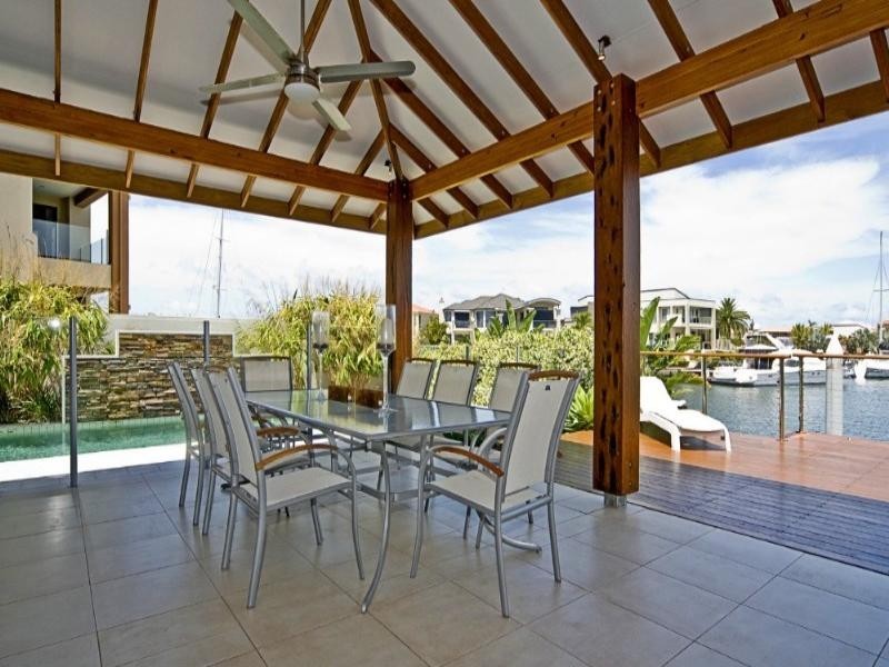 Paradise Point QLD 4216