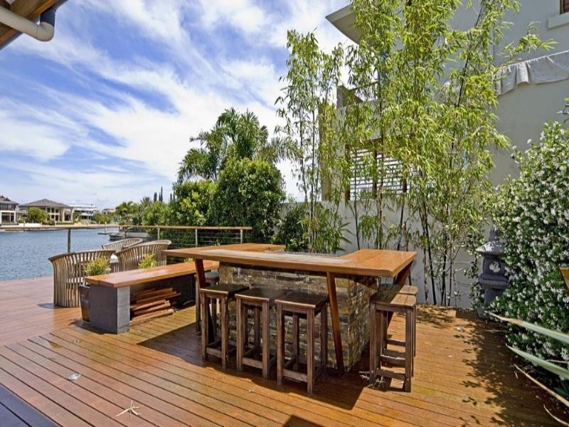 Paradise Point QLD 4216