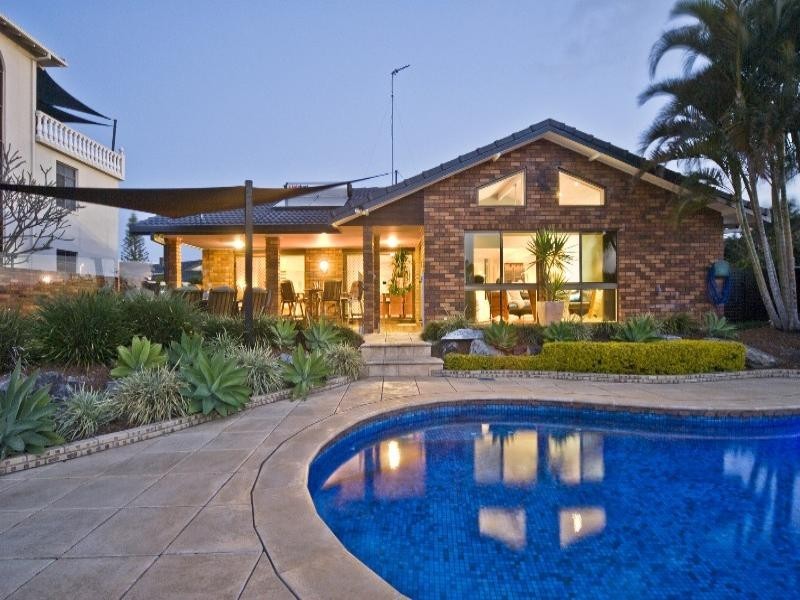 7 Simbai Street, Runaway Bay QLD 4216