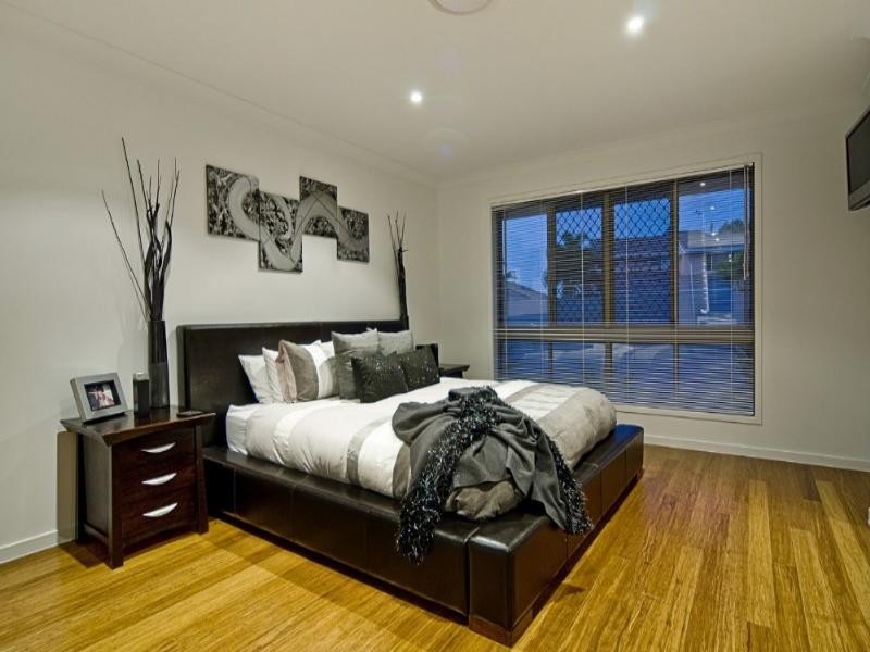 20 Tradewinds Avenue, Paradise Point QLD 4216