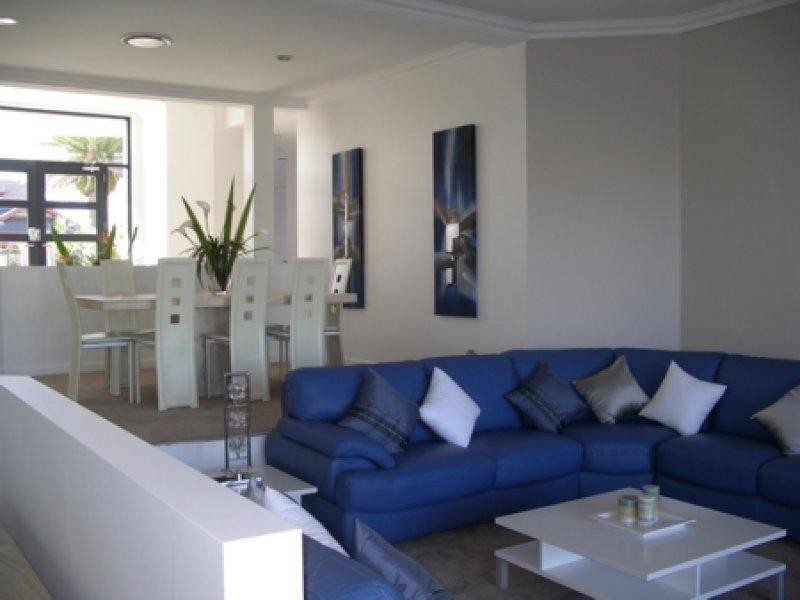 8 The Peninsula, Paradise Point QLD 4216